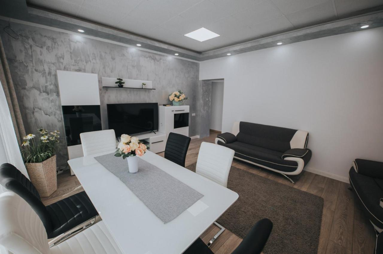 Endlich Zuhause Hotel ซีบิว ภายนอก รูปภาพ